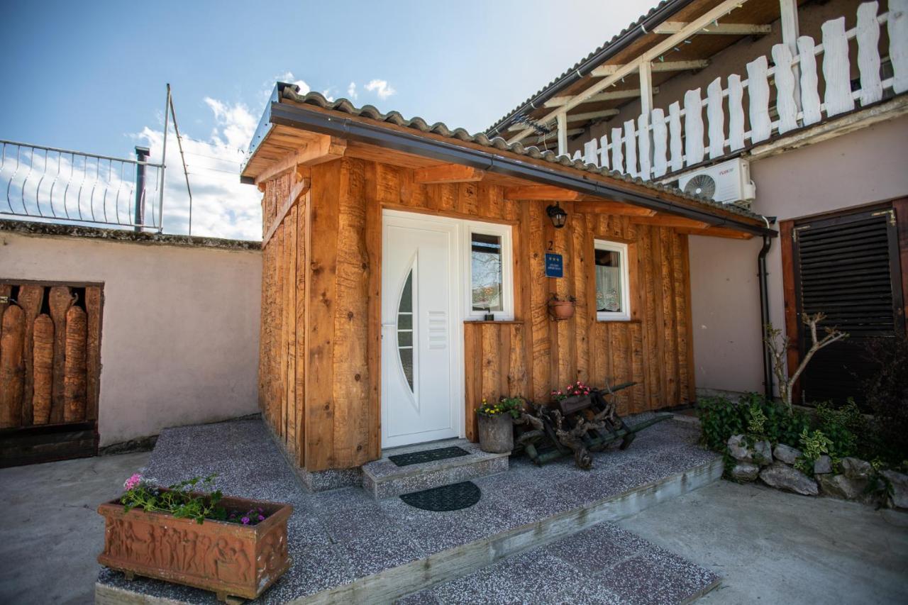 Sumski Dvori Apartment Ogulin Exterior photo